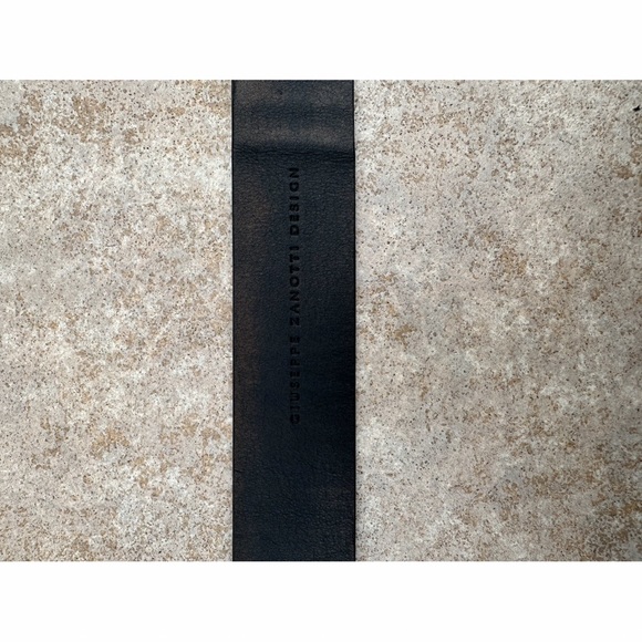 Giuseppe Zanotti studded leather belt silver w black buckle - Picture 9 of 16